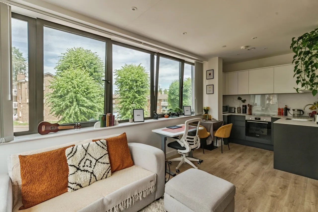 Station Road, Redhill, RH1, photo 4