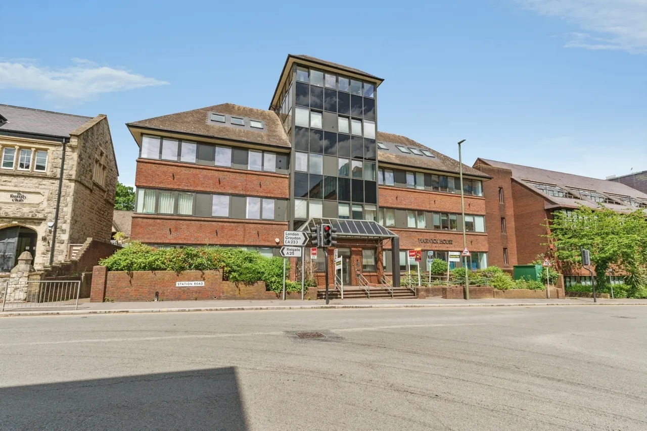 Station Road, Redhill, RH1, photo 6