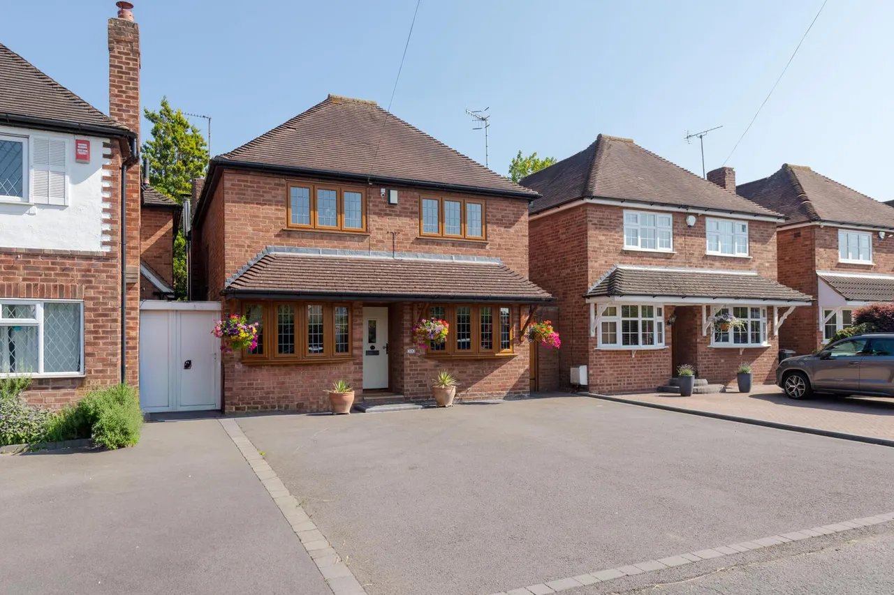 Worcester Road, Hagley, photo 49