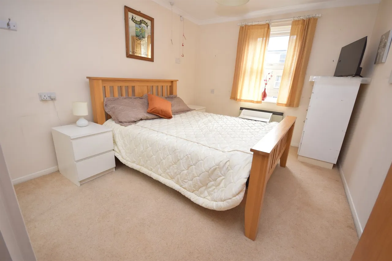 Balmoral Court Springfield Road, Chelmsford, CM2, photo 5
