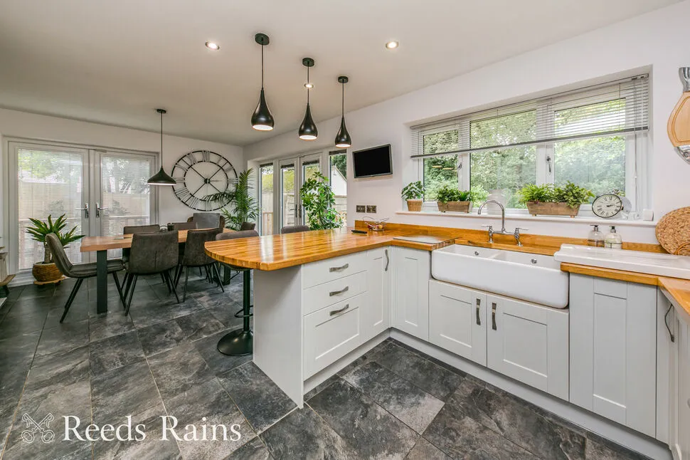 Congleton Road North, Church Lawton, Cheshire, ST7, photo 3