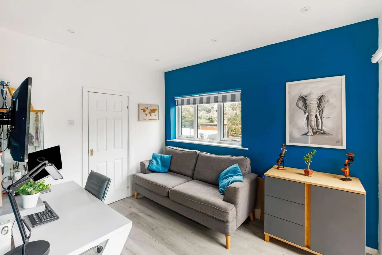 School Road, Charlton Kings, Cheltenham, Gloucestershire, GL53 8BE, photo 5