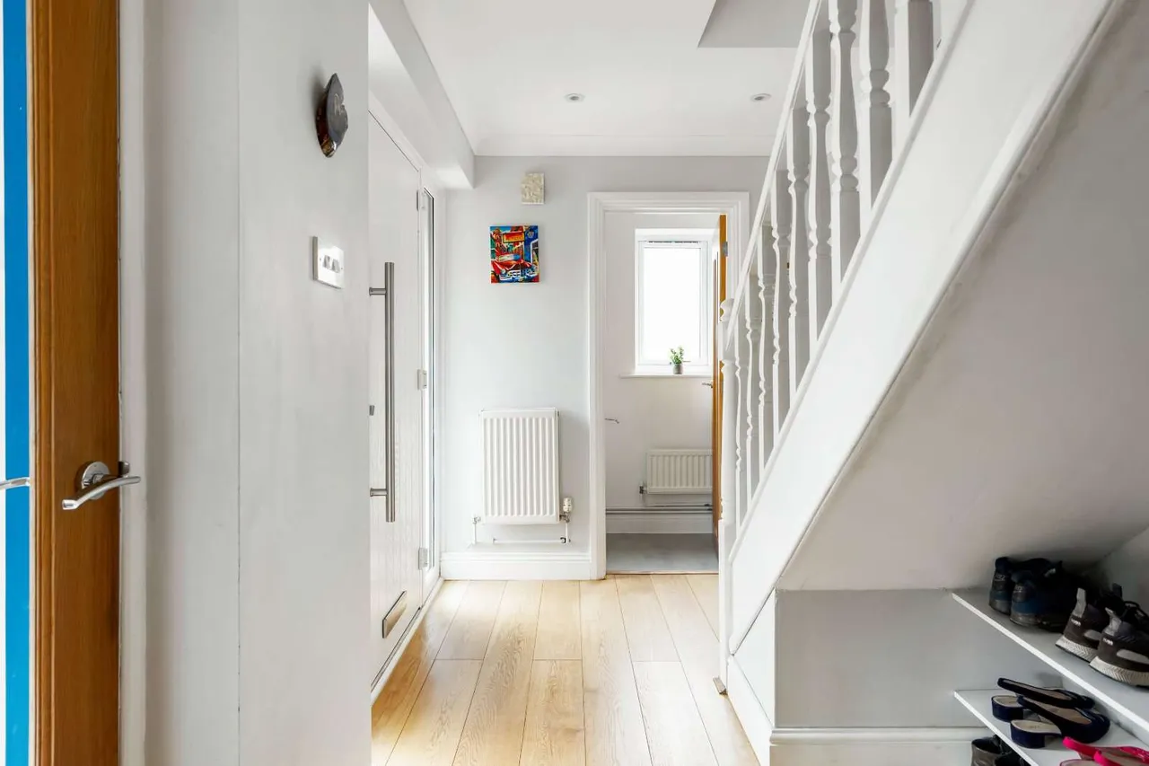 School Road, Charlton Kings, Cheltenham, Gloucestershire, GL53 8BE, photo 7