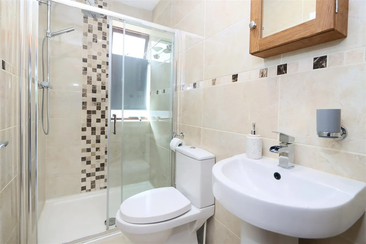 Reservoir Road, Kidderminster, photo 21