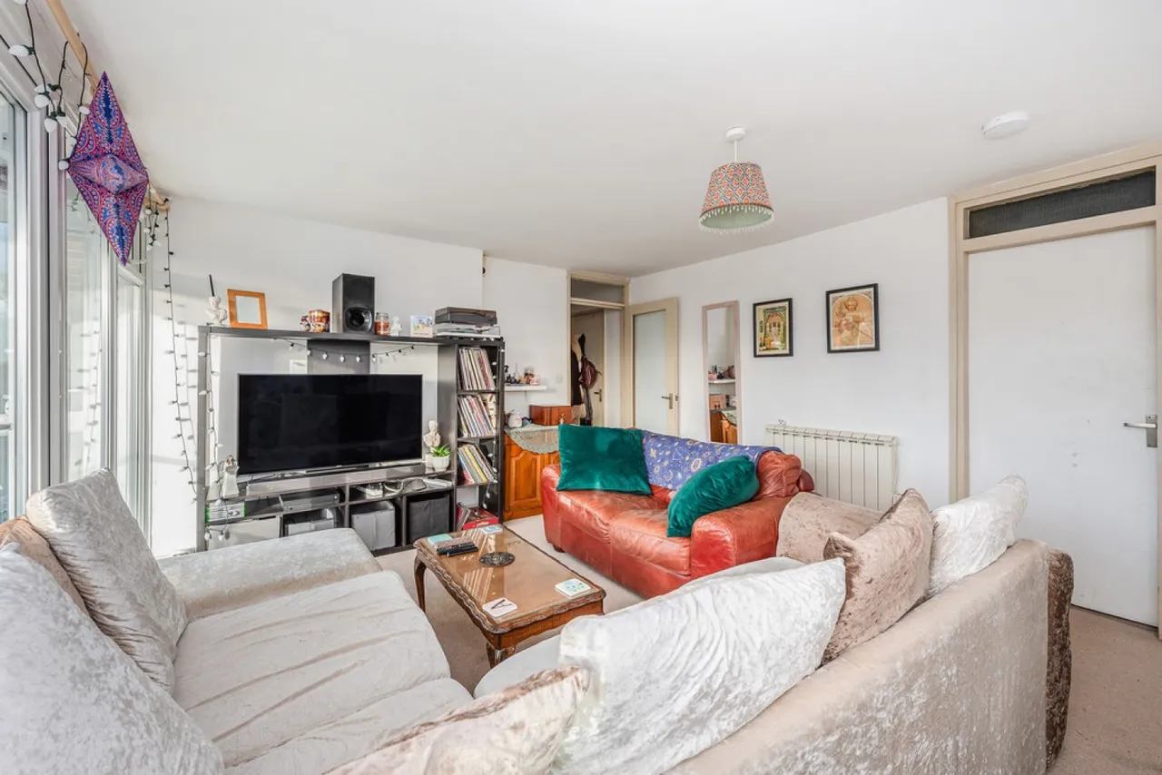 Stratford Court, Northlands Drive, Winchester, photo 4