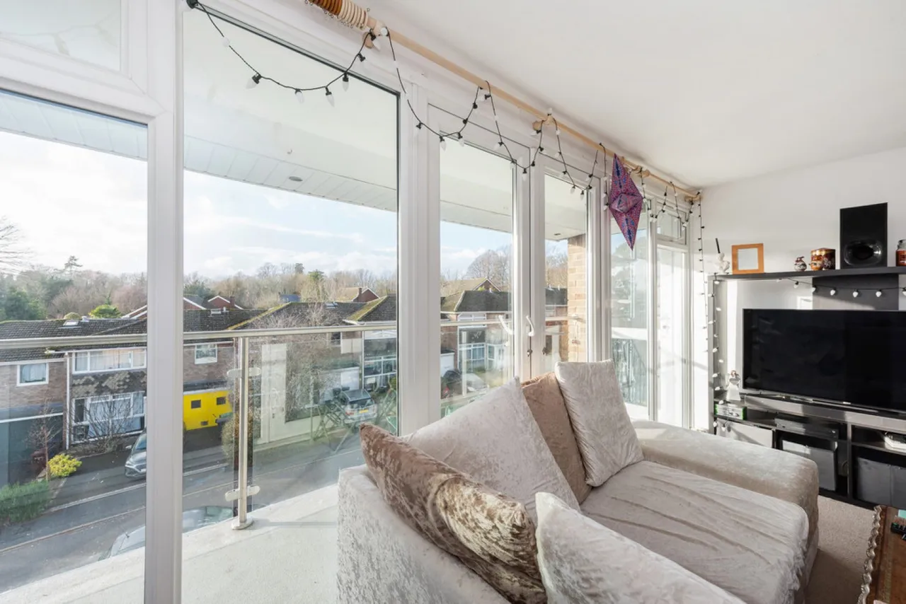Stratford Court, Northlands Drive, Winchester, photo 5