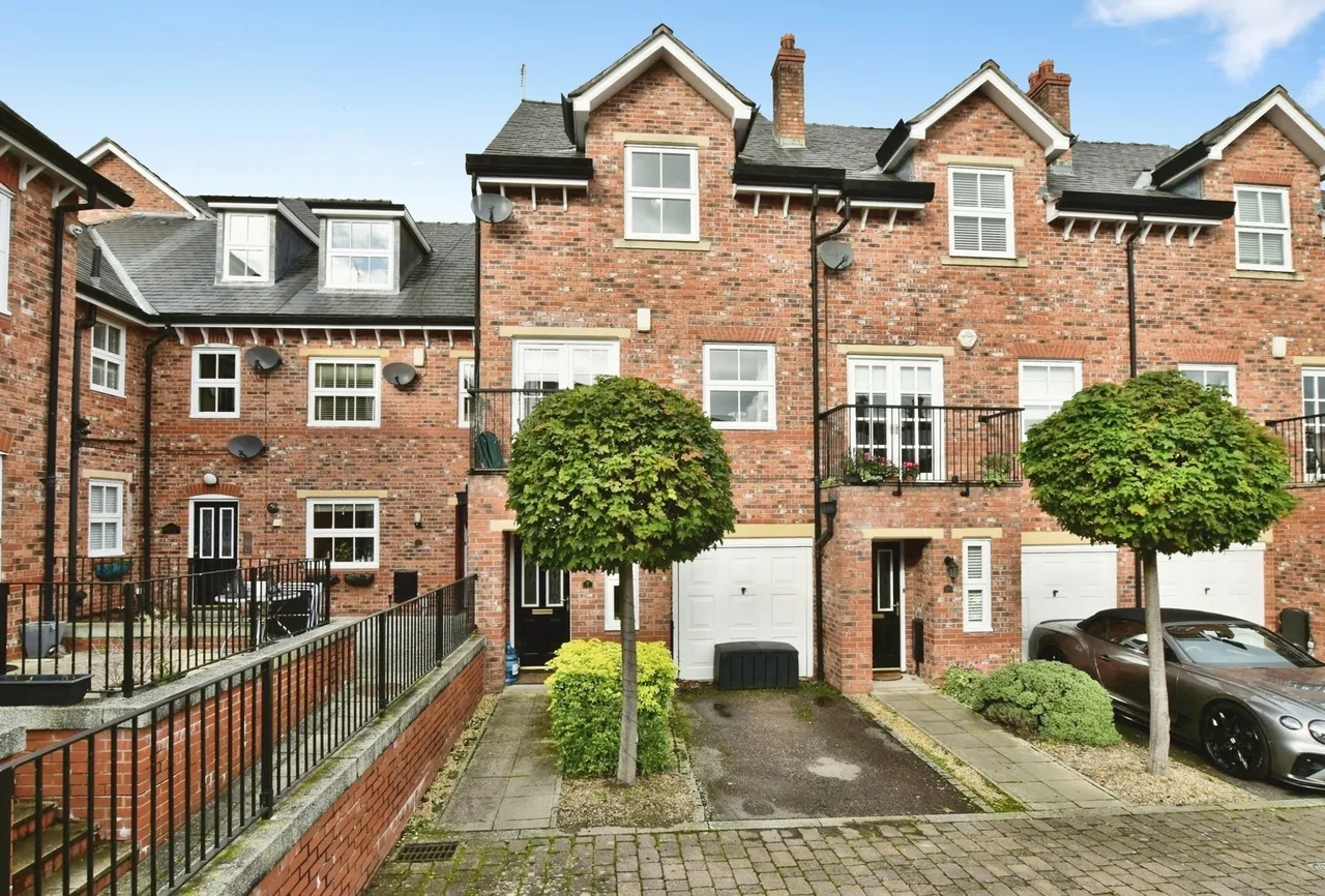 Arnolds Yard, Altrincham, WA14, photo 24