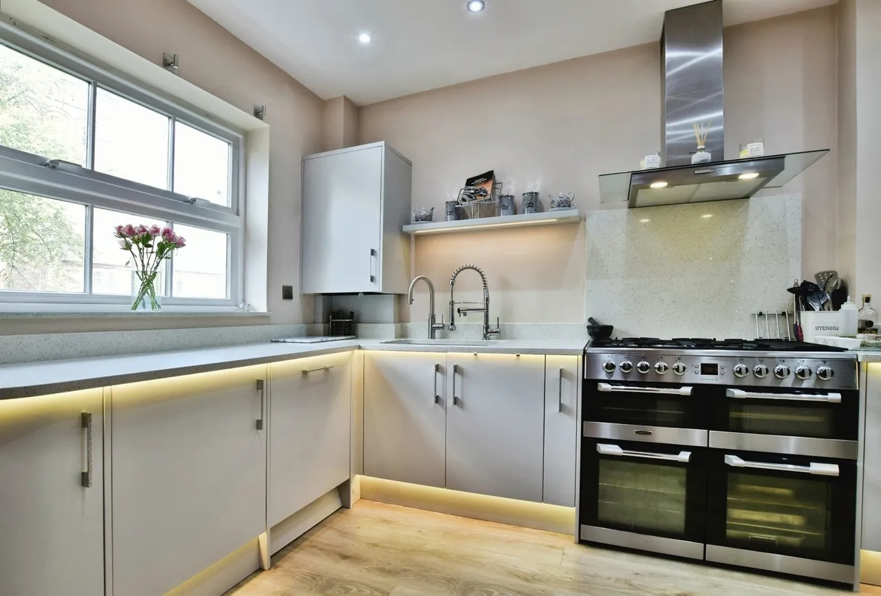 Arnolds Yard, Altrincham, WA14, photo 17