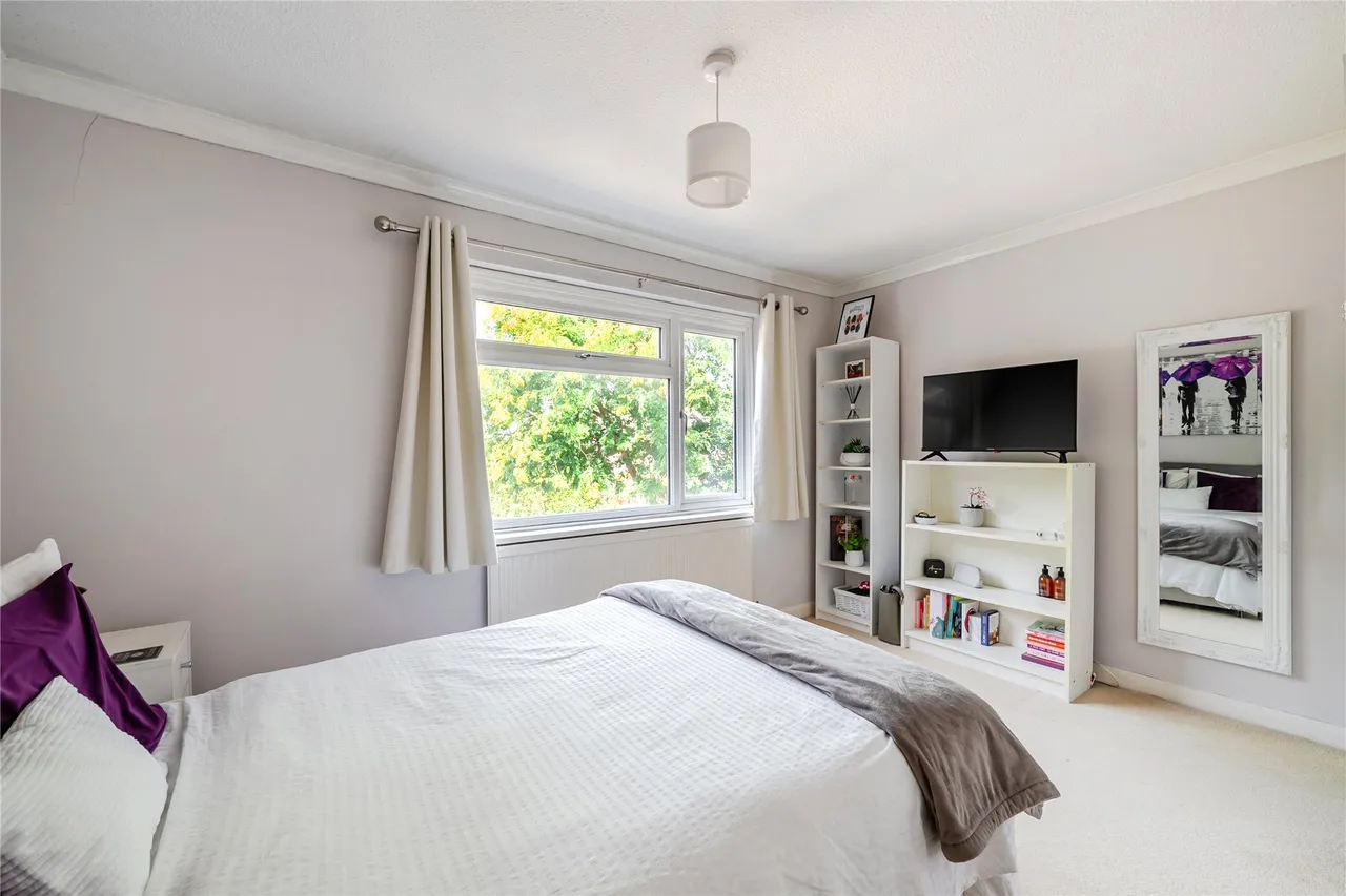 Maple Road, Send Marsh, GU23, photo 11