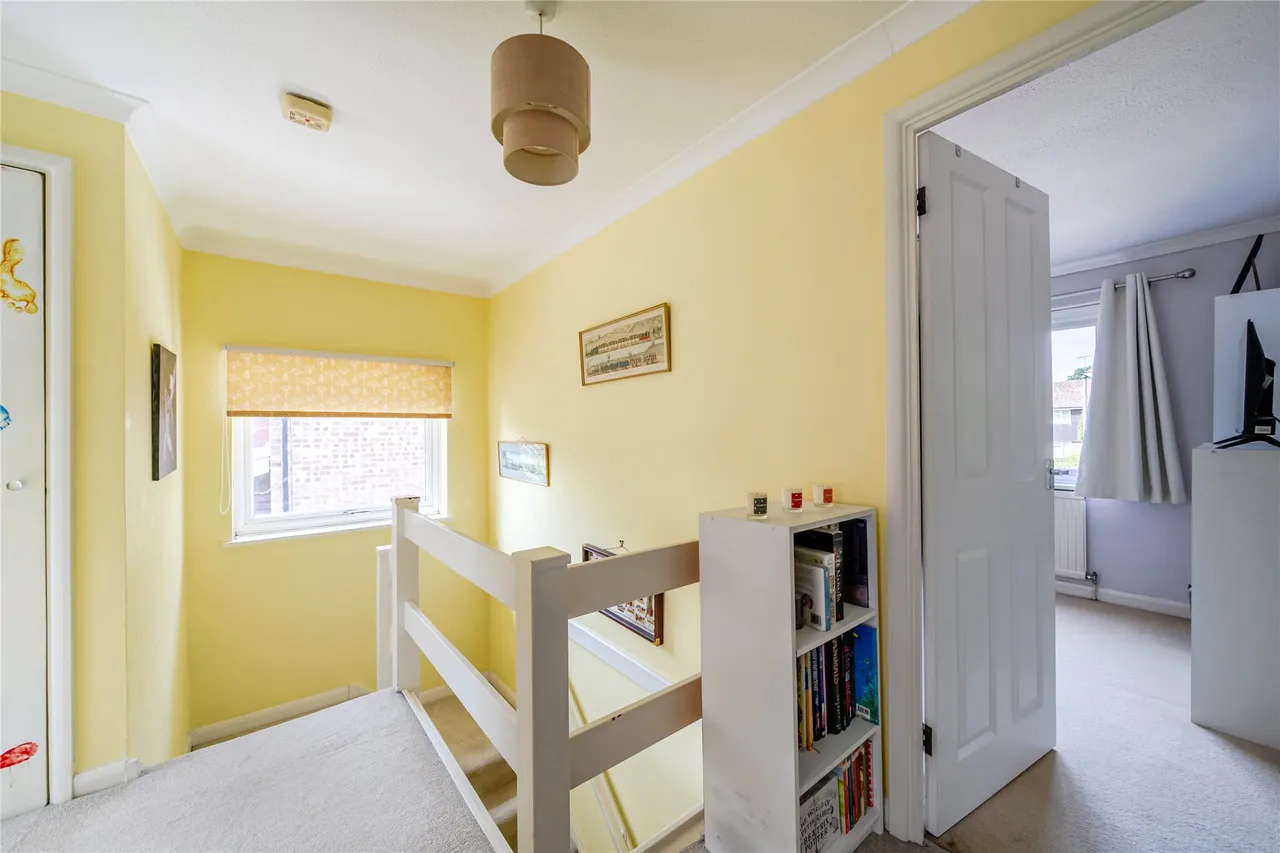 Maple Road, Send Marsh, GU23, photo 15