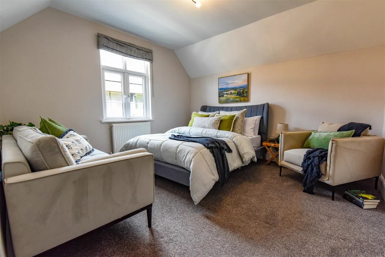 Drake Lane, Dursley, GL11, photo 10