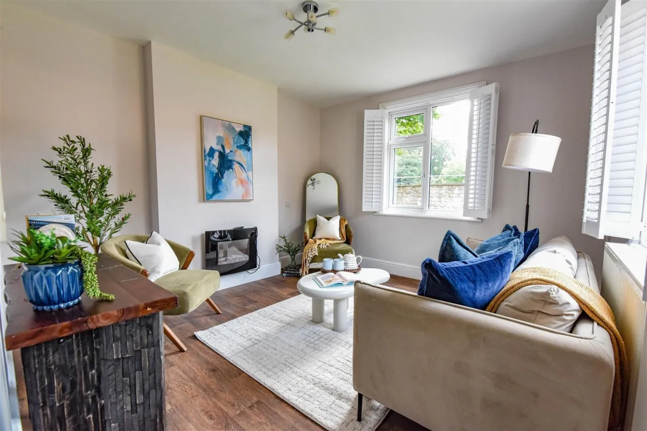 Drake Lane, Dursley, GL11, photo 2