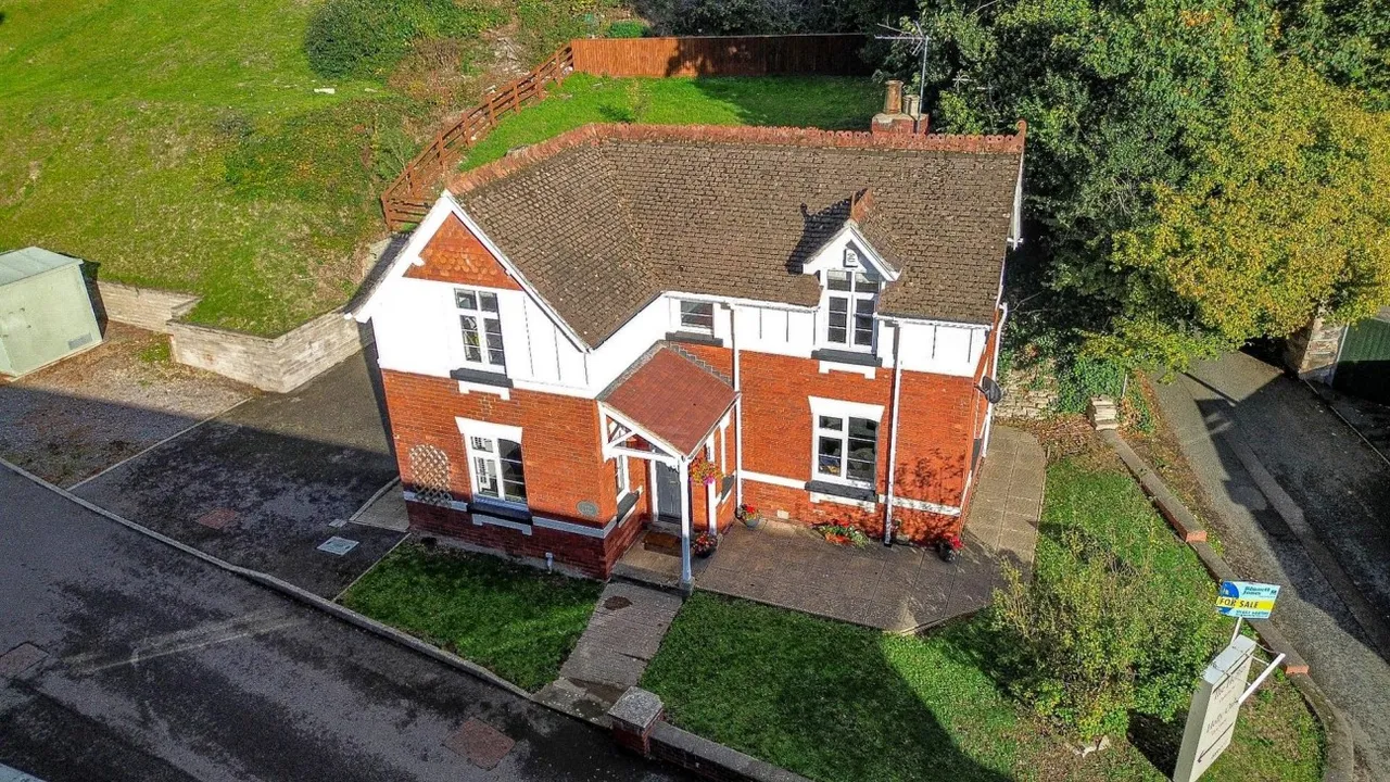 Drake Lane, Dursley, GL11, photo 24