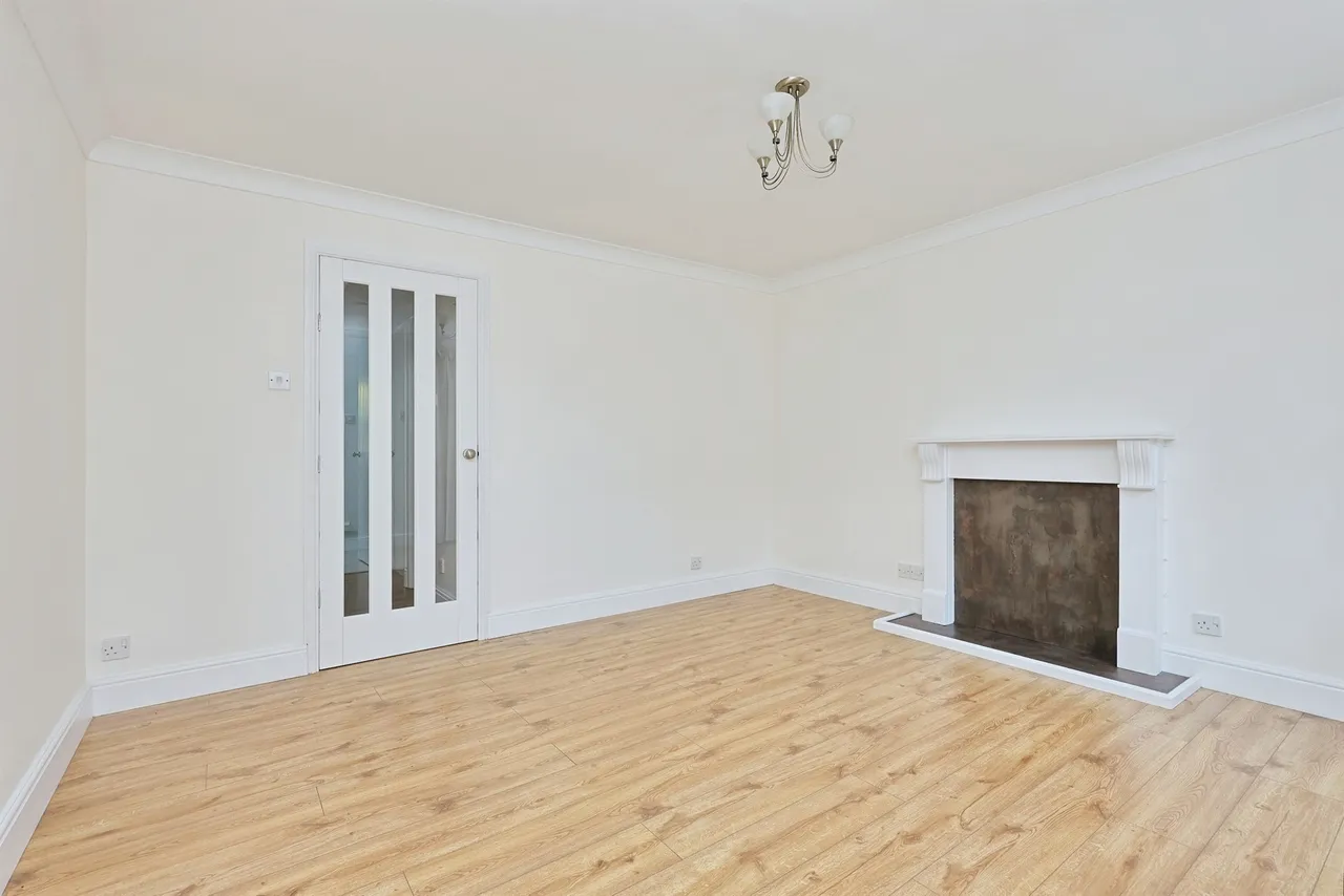 Priors Drive, Norwich, photo 5