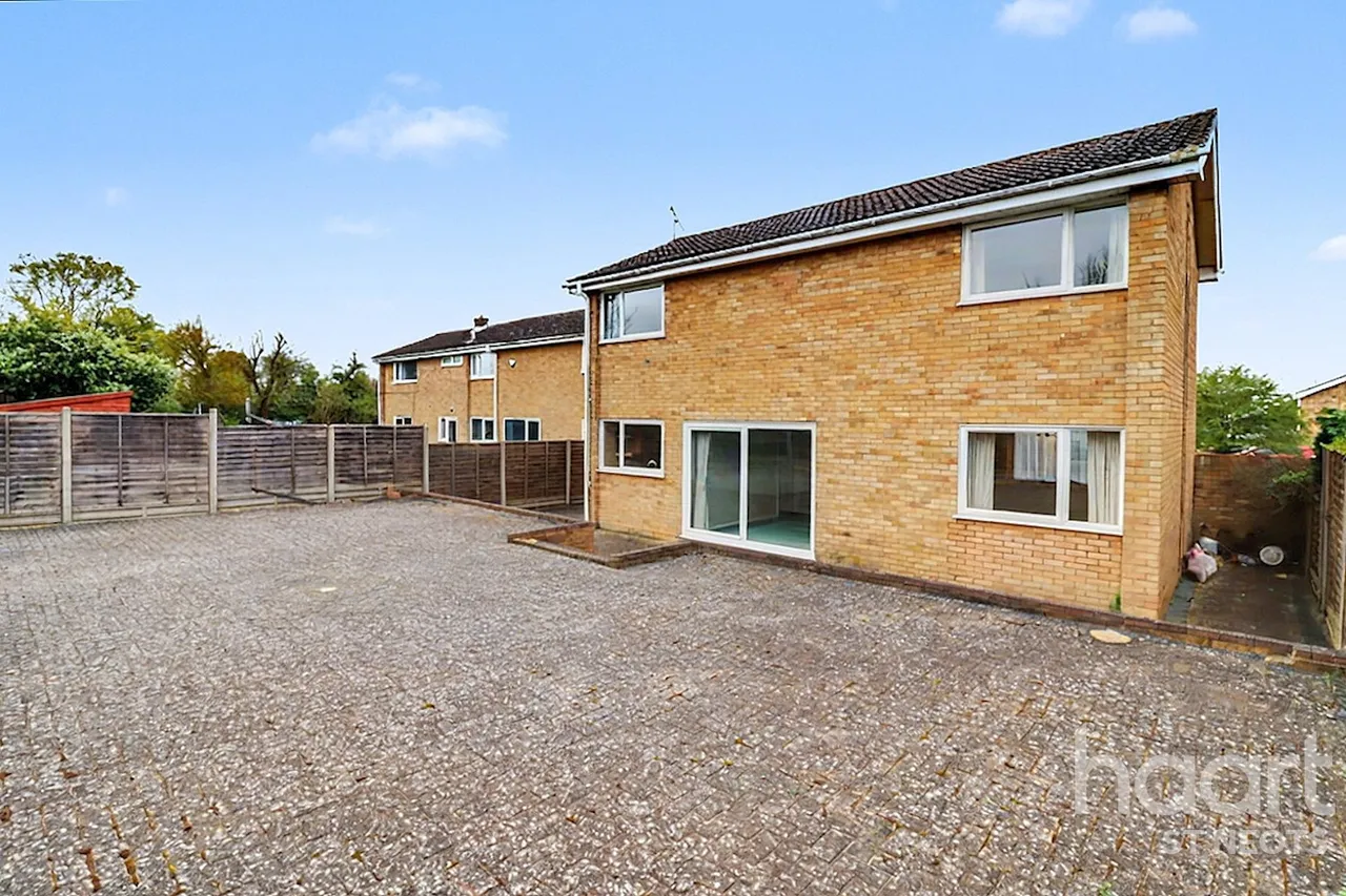 Tanglewood, Alconbury Weston, PE28, photo 22