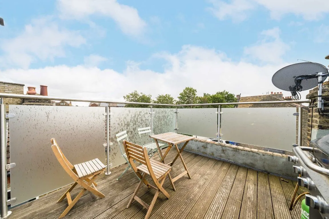 Steerforth Street, SW18, photo 4
