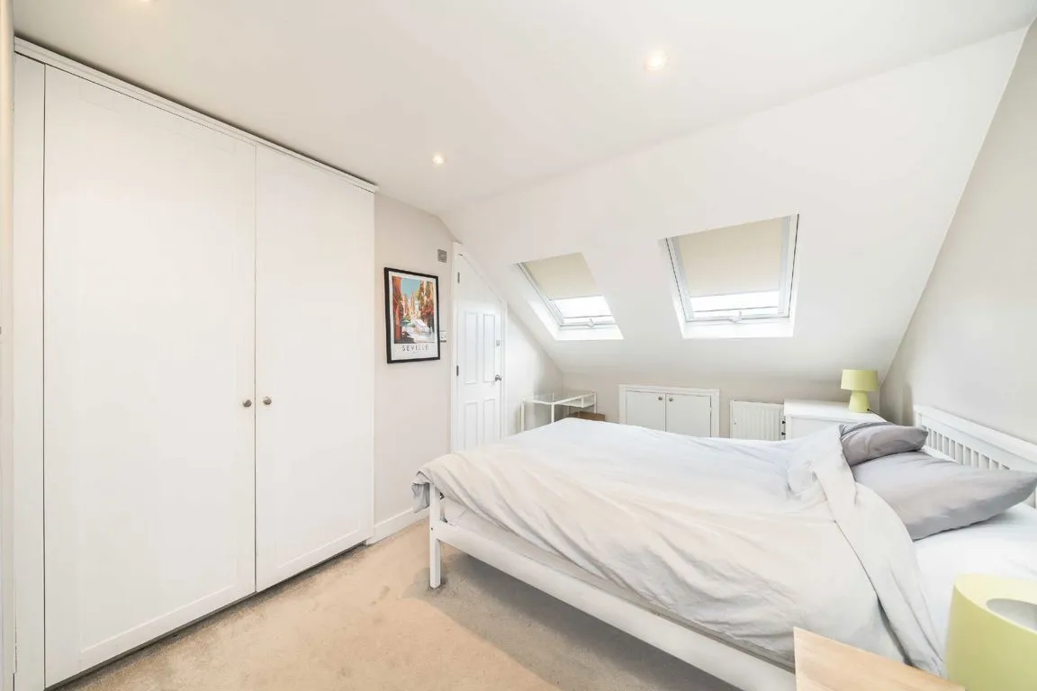 Steerforth Street, SW18, photo 8