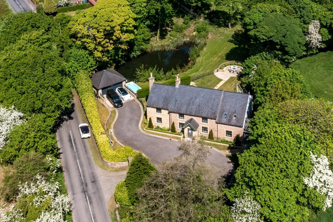 Barmskin Lane, Heskin, photo 9