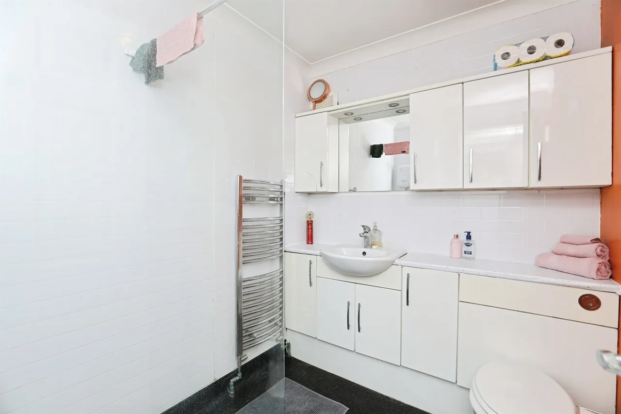 Chalkwell Road, Sittingbourne, ME10, photo 17