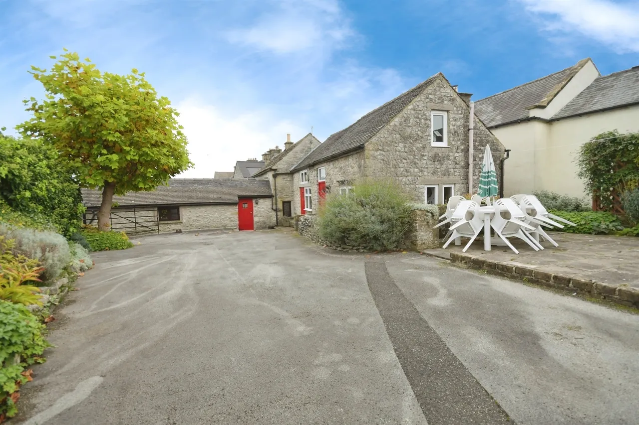 4 bed barn conversion for sale — Coldwell End, Youlgrave, BAKEWELL
