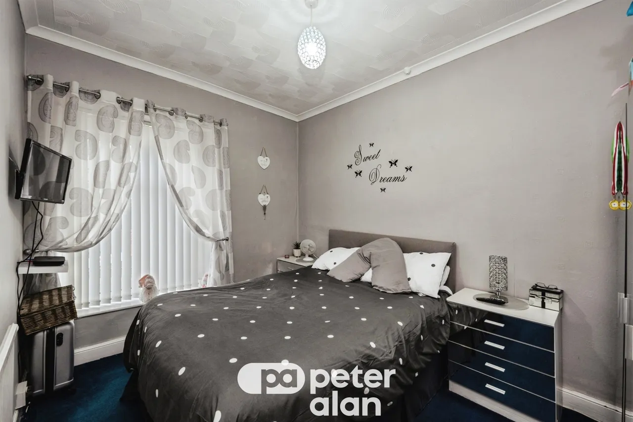 Siding Terrace, Neath, SA10, photo 11