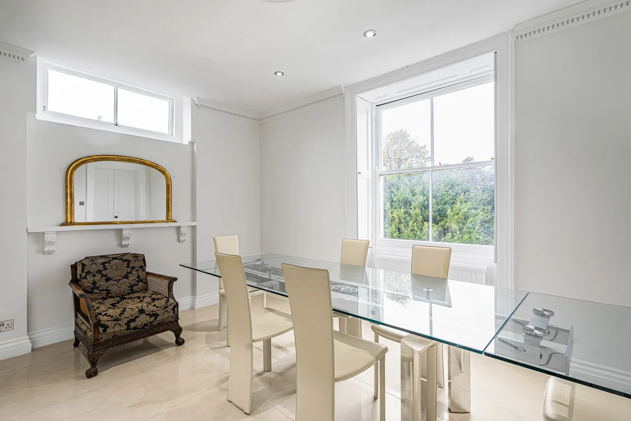 Laleham Abbey, Laleham Park, TW18, photo 3