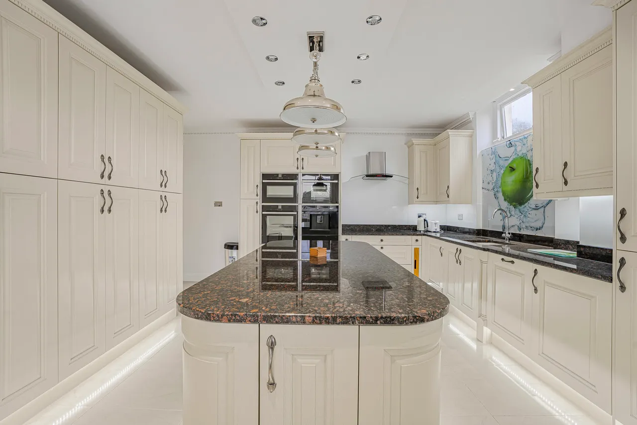 Laleham Abbey, Laleham Park, TW18, photo 11