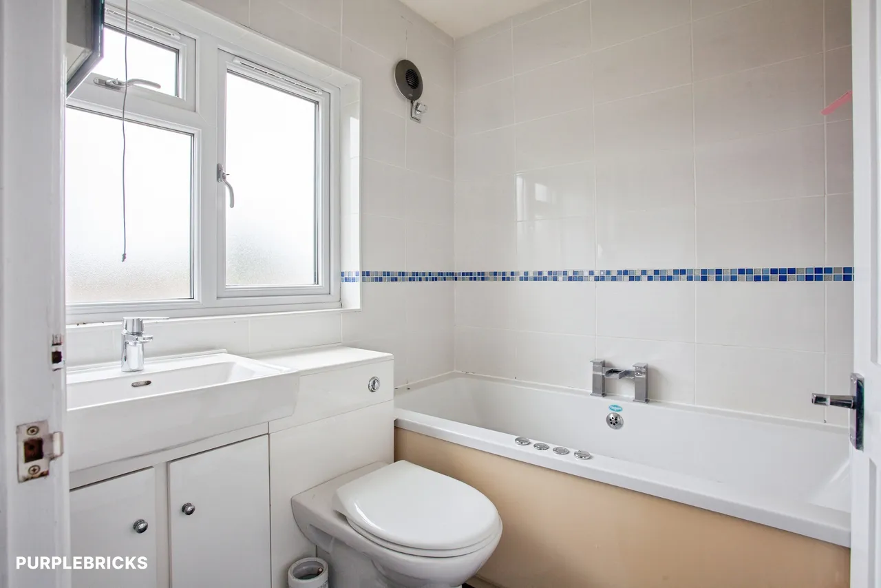 Intake Lane, Batley, WF17, photo 18