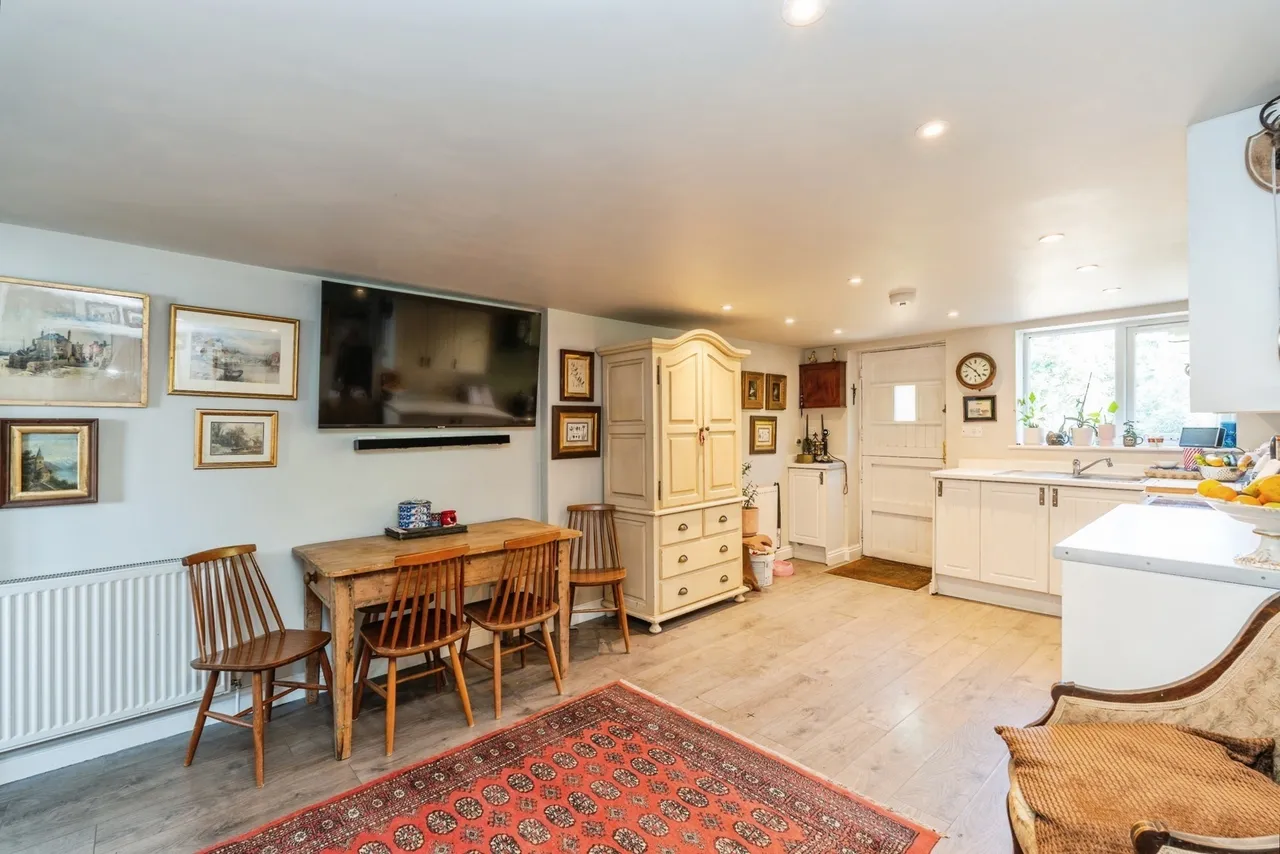 Main Road, Southampton, SO40, photo 2