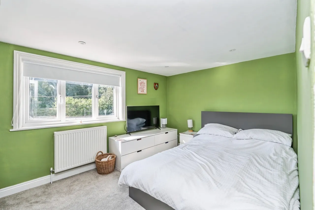 Main Road, Southampton, SO40, photo 5