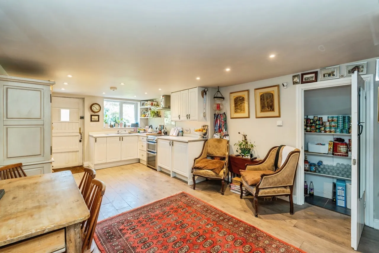 Main Road, Southampton, SO40, photo 17