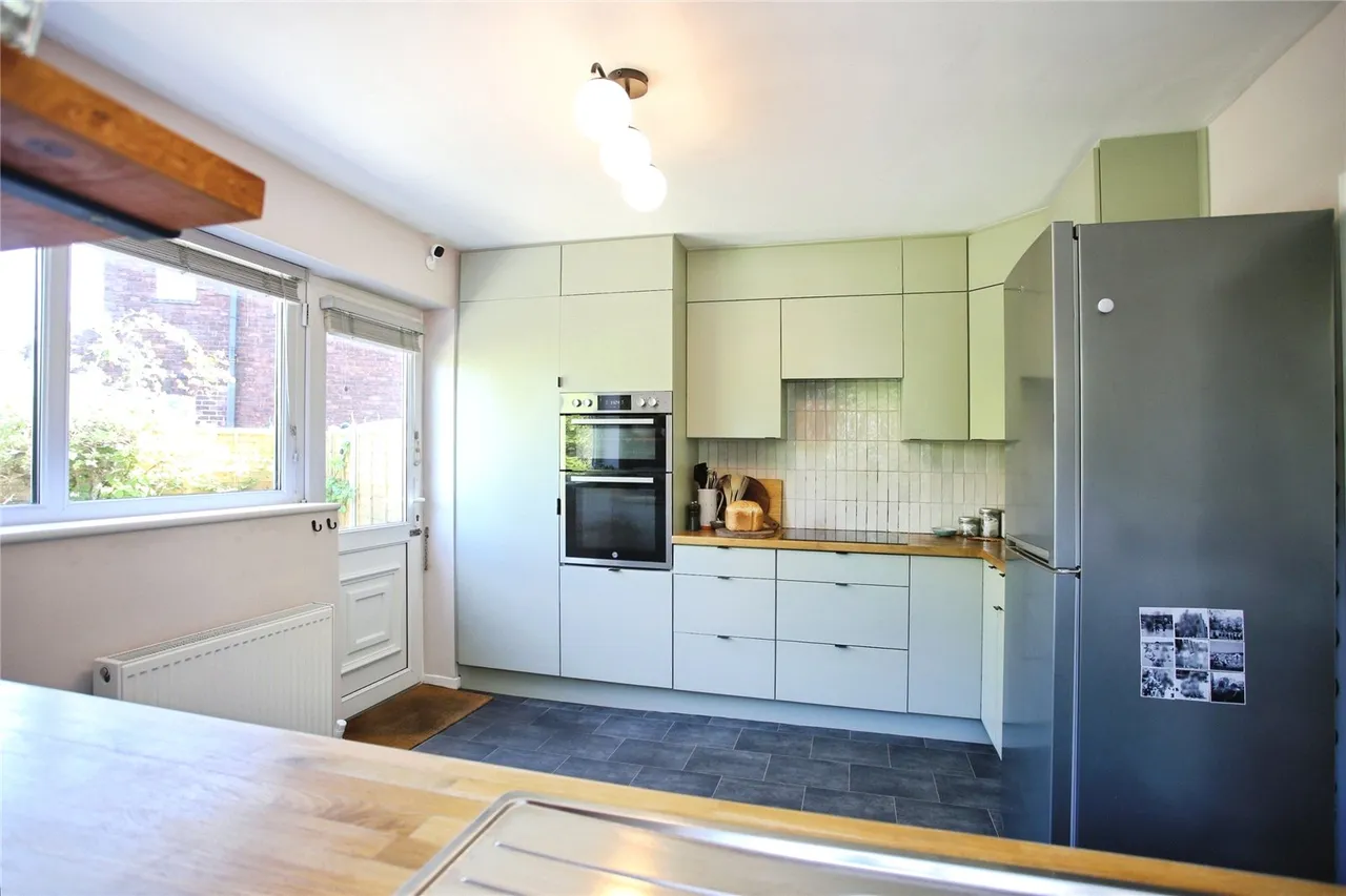 Arnside Avenue, Heaton Chapel, SK4, photo 12