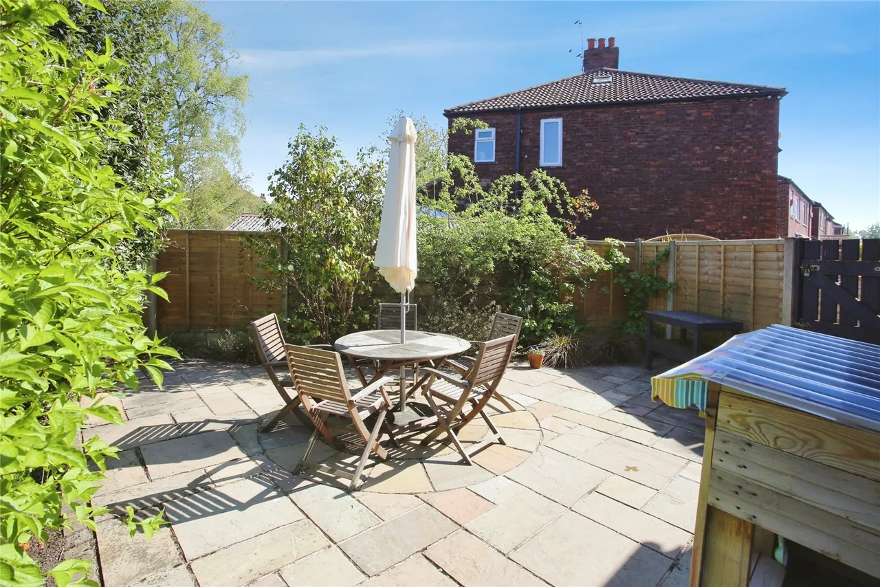 Arnside Avenue, Heaton Chapel, SK4, photo 24