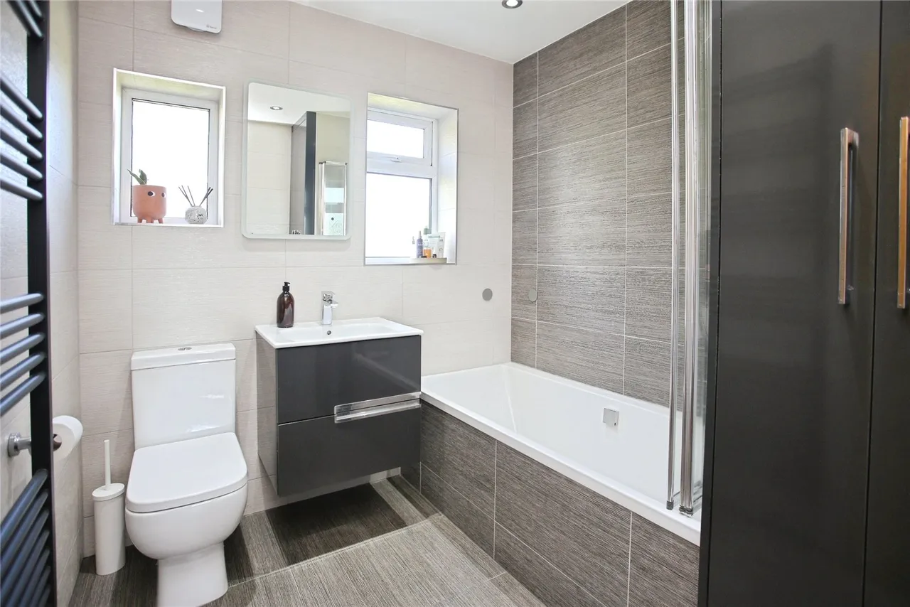 Arnside Avenue, Heaton Chapel, SK4, photo 7