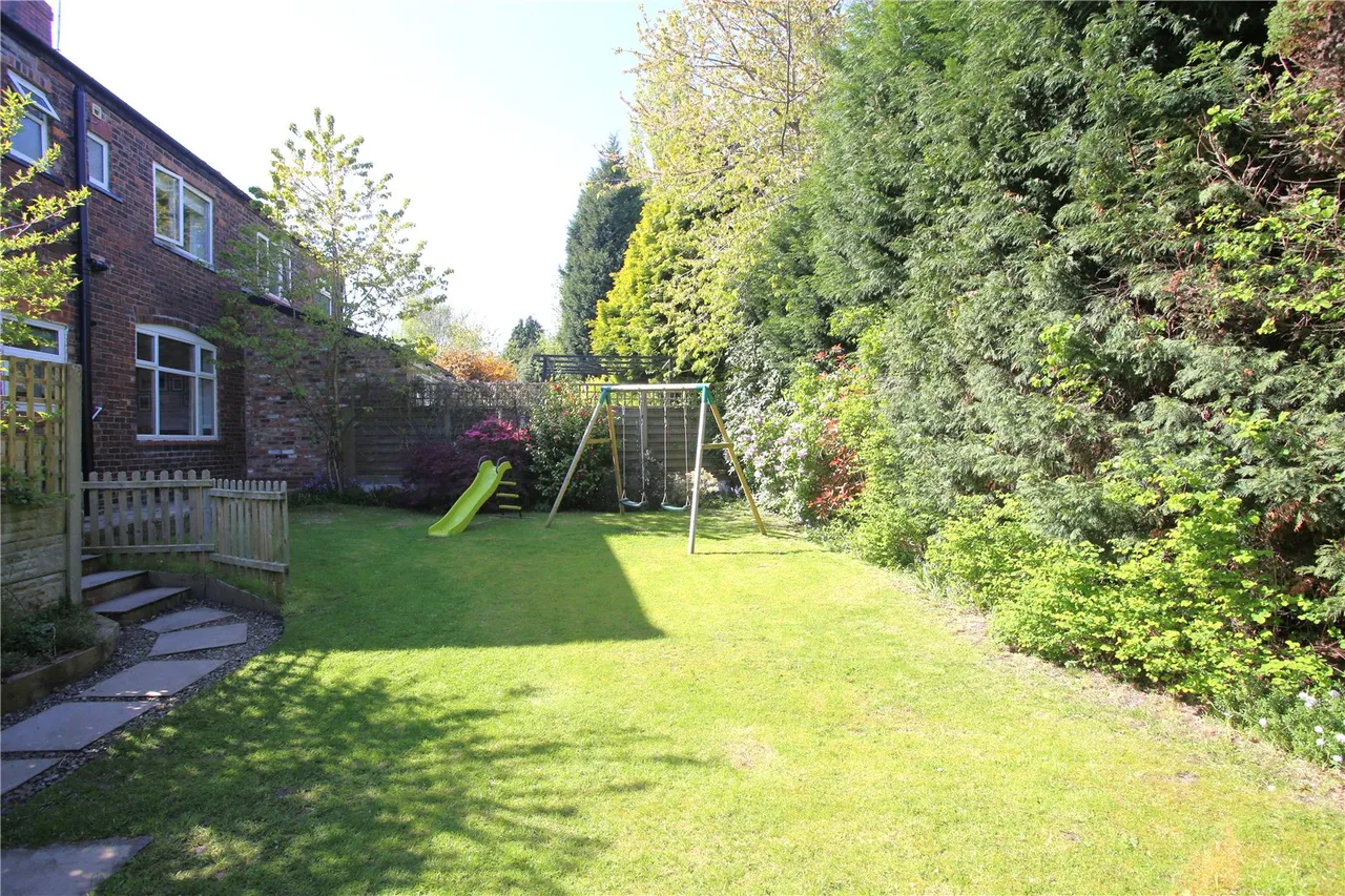 Arnside Avenue, Heaton Chapel, SK4, photo 32