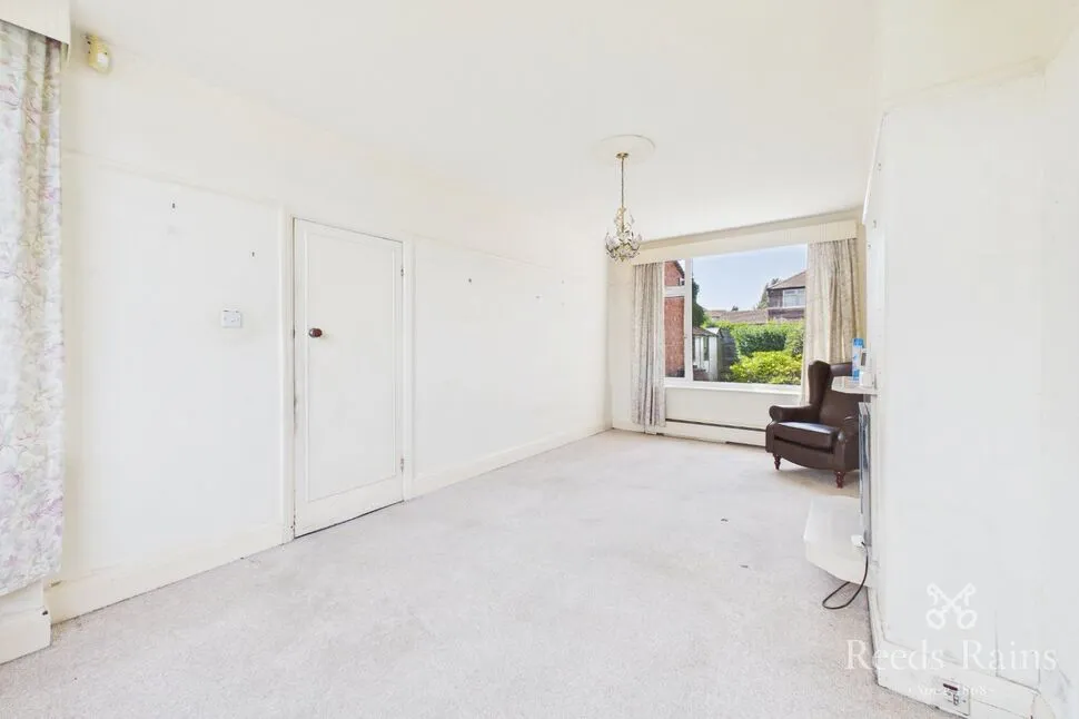 Bossington Close, Offerton, Cheshire, SK2, photo 6