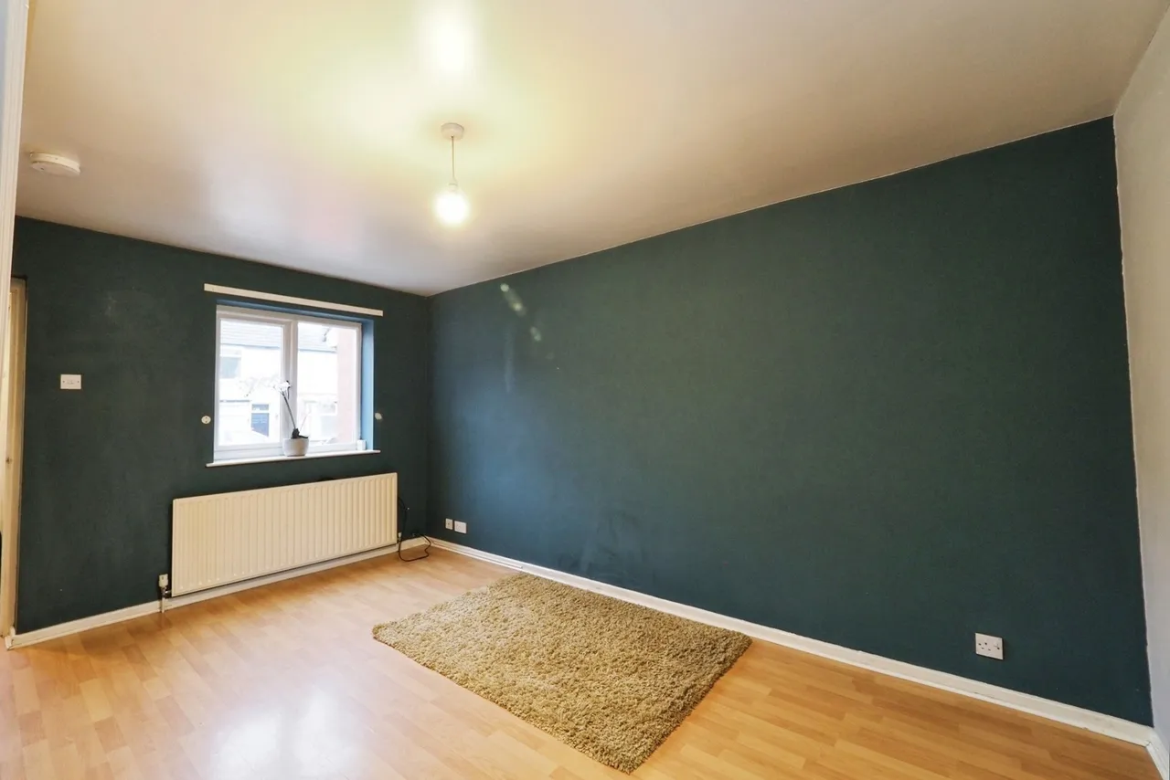 Albert Avenue, New Whittington, Chesterfield, Derbyshire, S43, photo 7