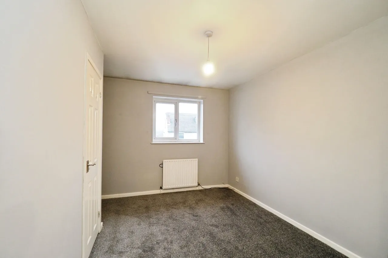 Albert Avenue, New Whittington, Chesterfield, Derbyshire, S43, photo 10