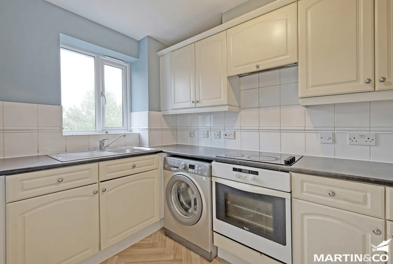 Rookes Crescent, Chelmsford, photo 8