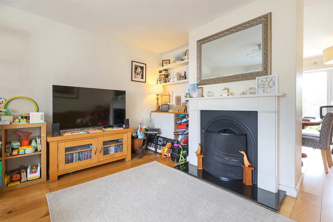 Windmill Drive, Reigate, RH2, photo 12