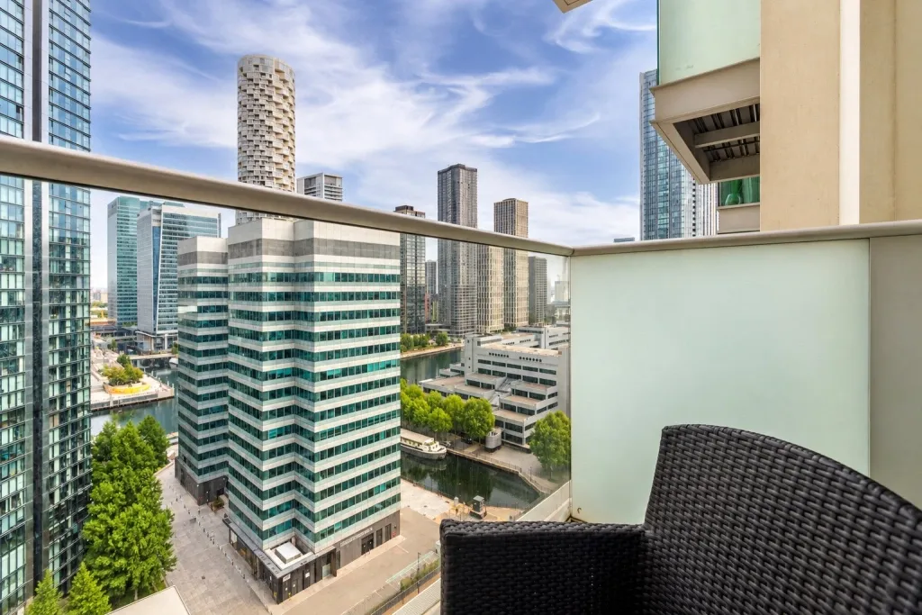 Pan Peninsula Square, Canary Wharf, E14, photo 6
