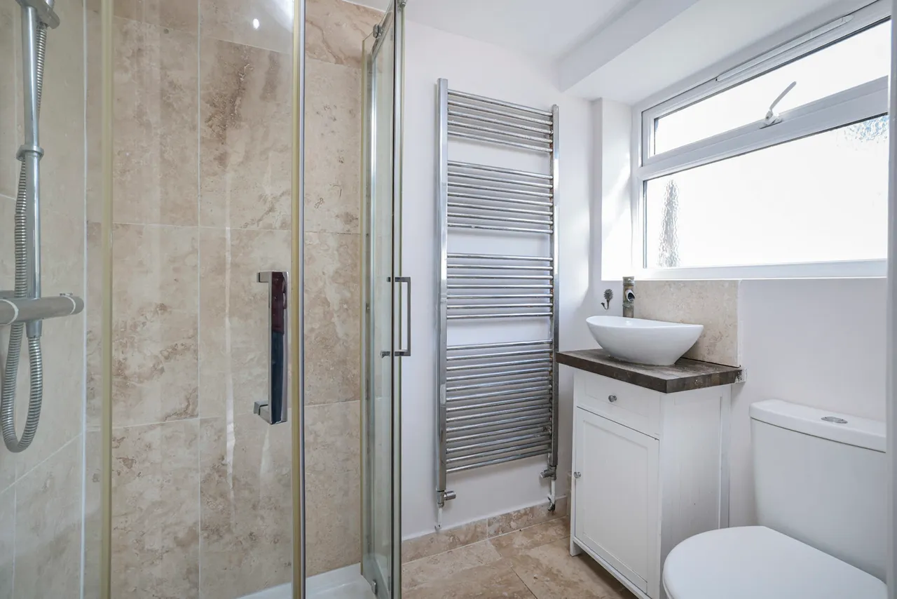 Beverley Road, Ruislip Manor Fees Apply, HA4, photo 12