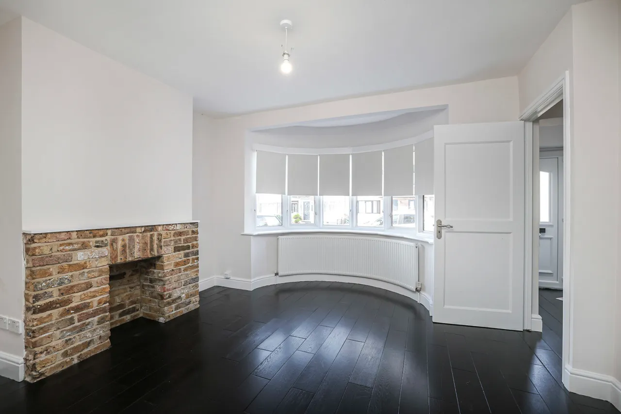 Beverley Road, Ruislip Manor Fees Apply, HA4, photo 6