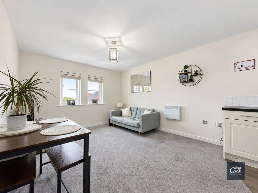 Blue Cedar Drive, Streetly, B74, photo 2