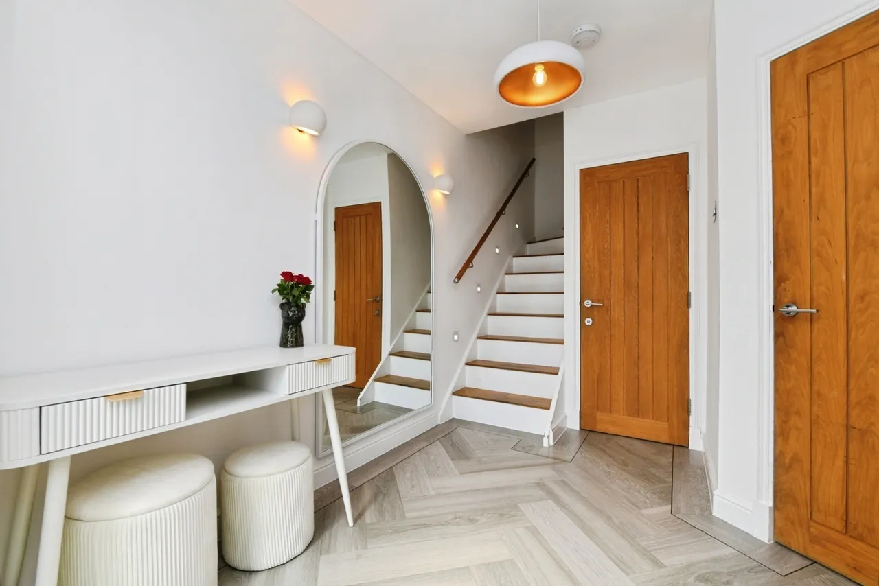 Mendip Crescent, Westcliff-on-Sea, Essex, SS0, photo 10