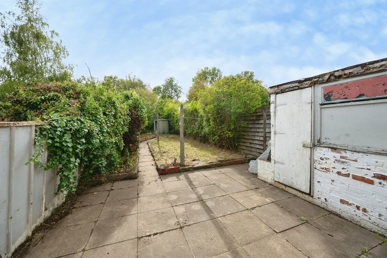 Ashes Road, Oldbury, B69, photo 12