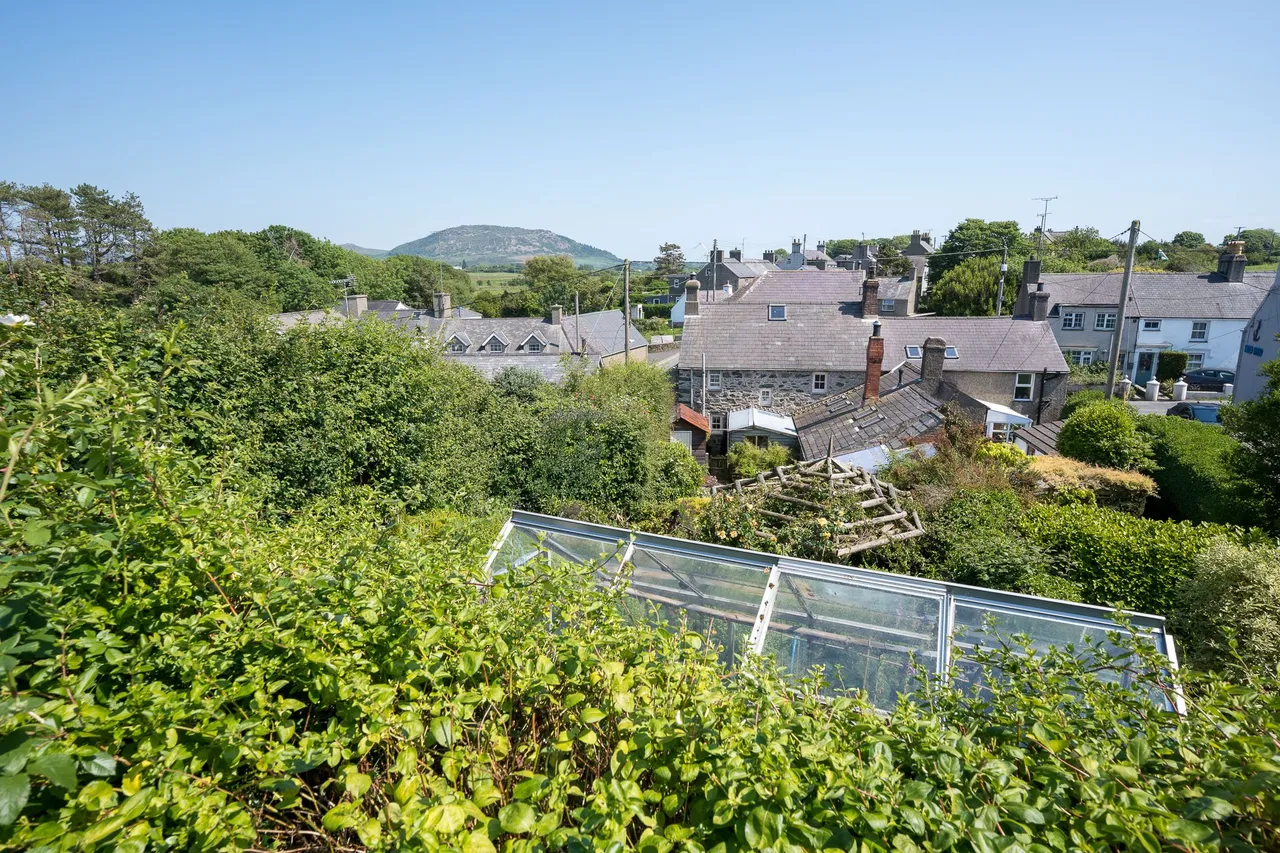 Wernlas, Lon Gerddi, Edern, Pwllheli, Gwynedd, LL53 8YP, photo 5