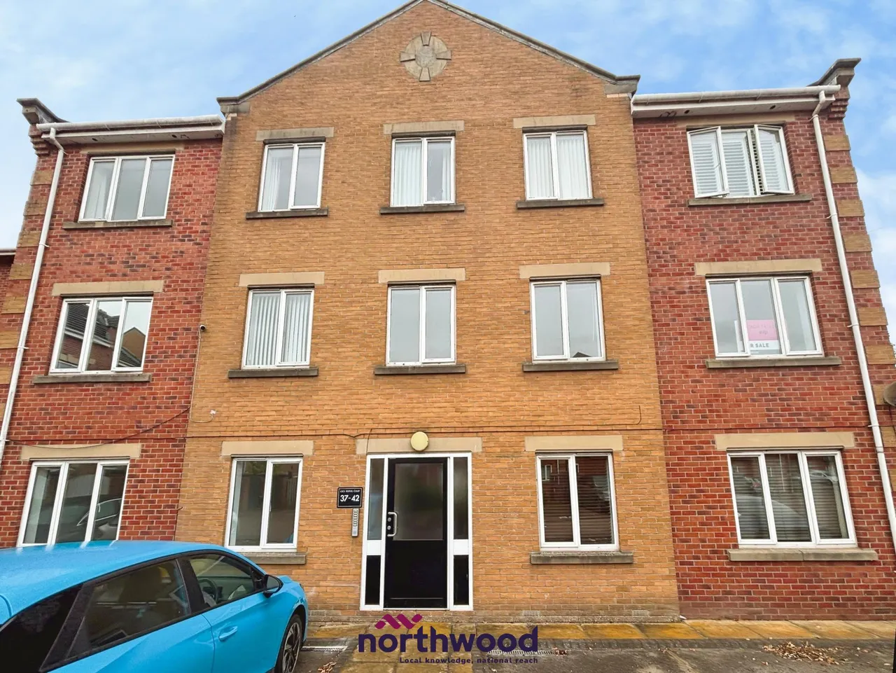 2 bed flat to rent, Lock Keepers Court, Victoria Dock, HU9