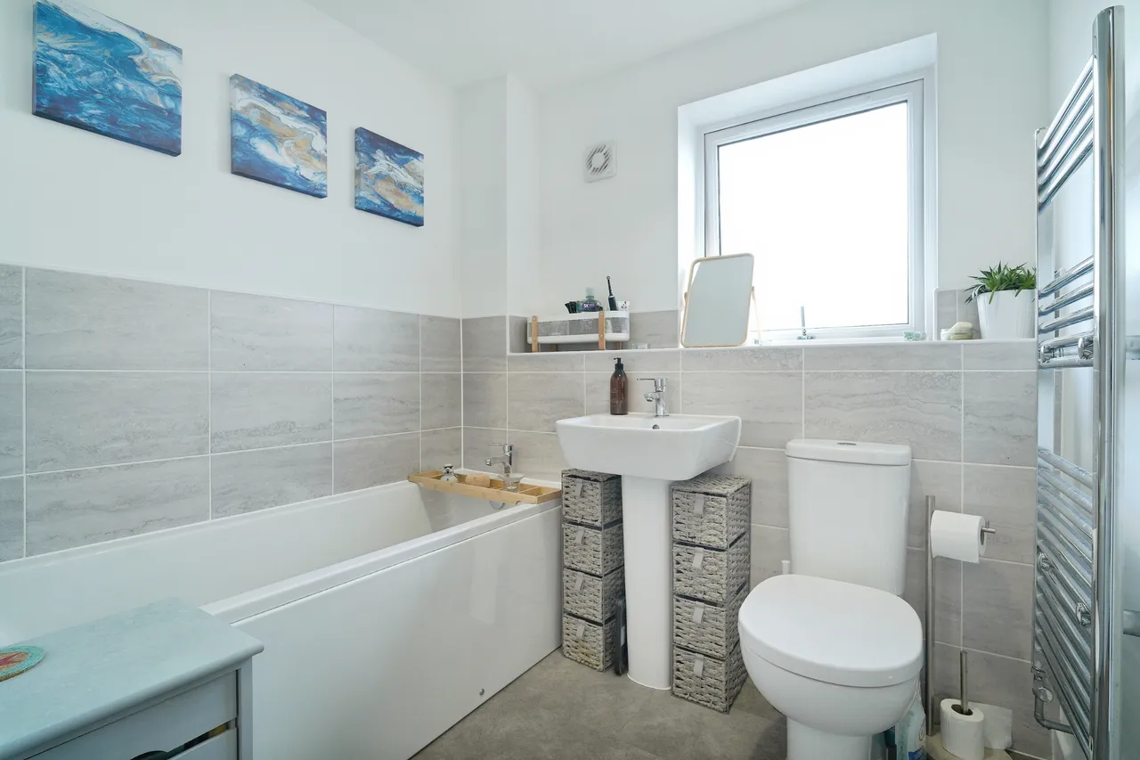 Newman Square, Solihull, B90, photo 11