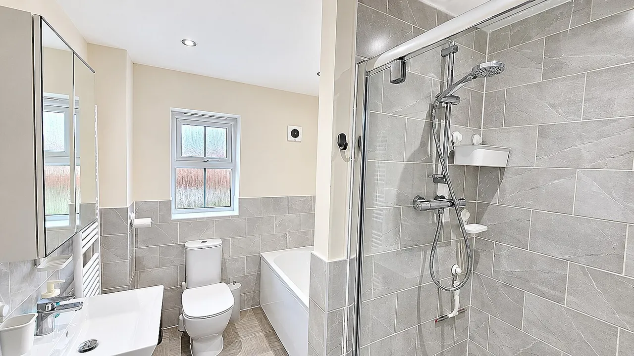 Clements Drive, Eaton Leys, MK17, photo 18